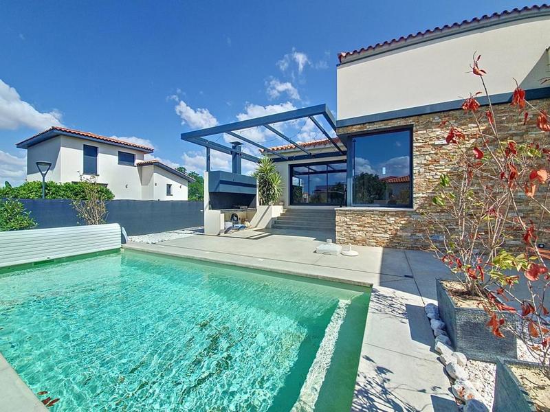 Maison - 141 m² - 6 pièces