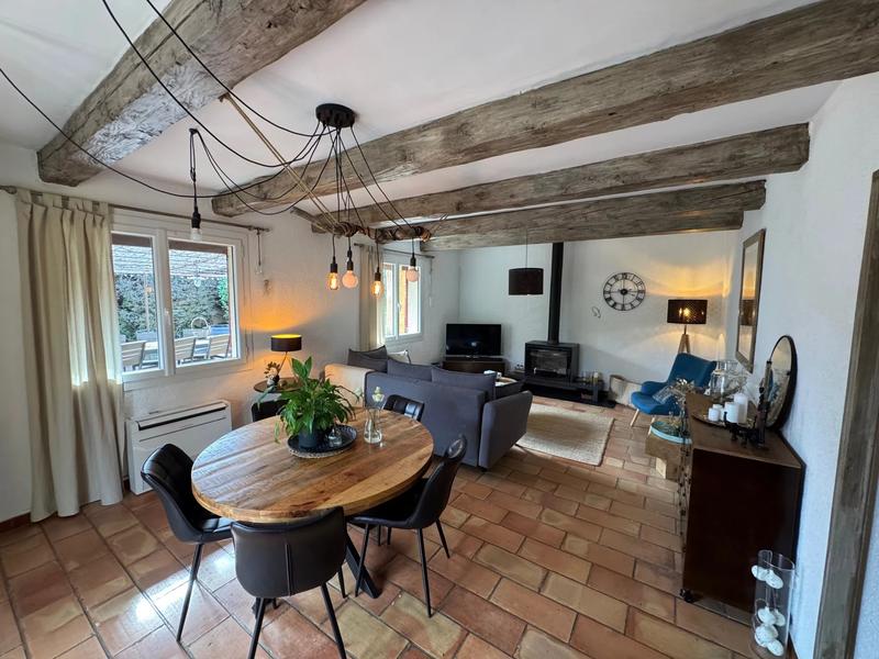 Villa - 147 m² - 8 pièces