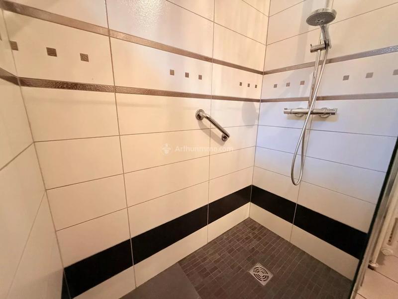 Maison - 94 m² - 4 pièces