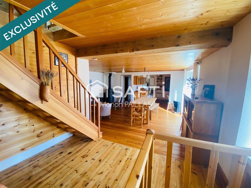 Maison - 176 m² - 8 pièces