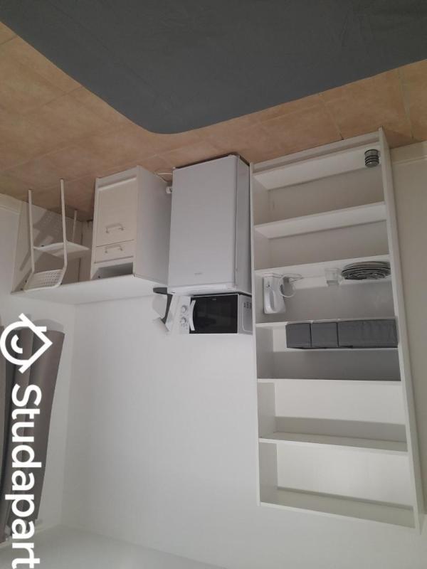 Chambre - 12 m² - 1 pièce