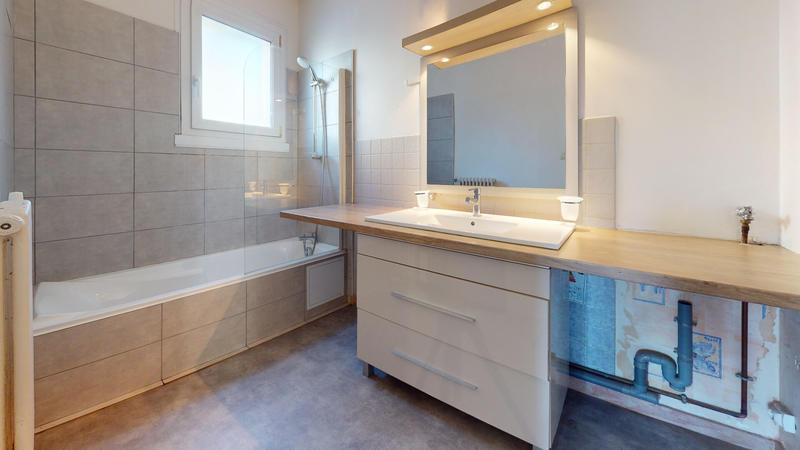 Appartement - 81 m² - 4 pièces