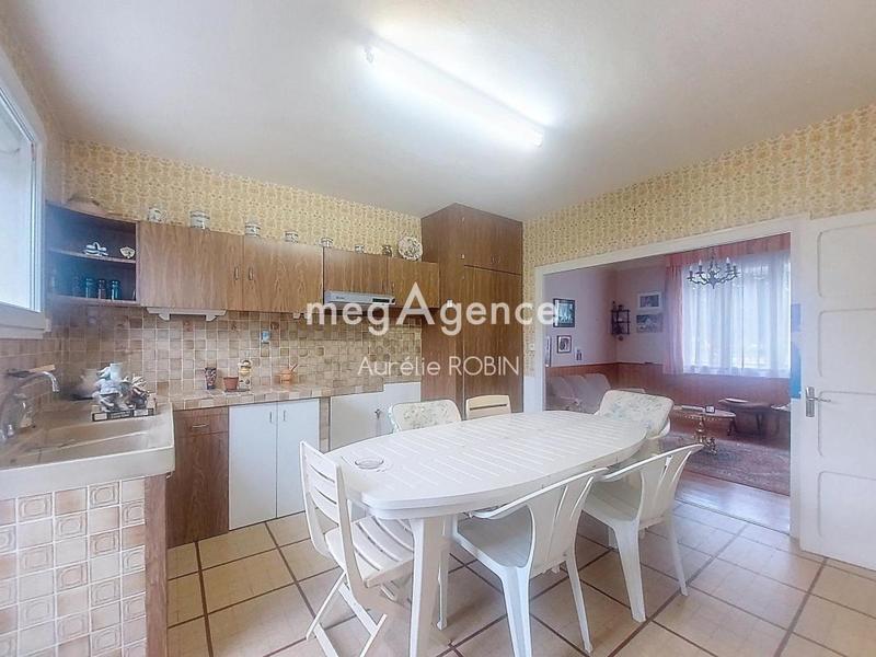 Maison - 90 m² - 5 pièces