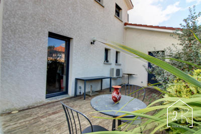 Maison - 92 m² - 5 pièces