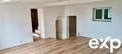 Maison traditionnelle - 99 m² - 4 pièces