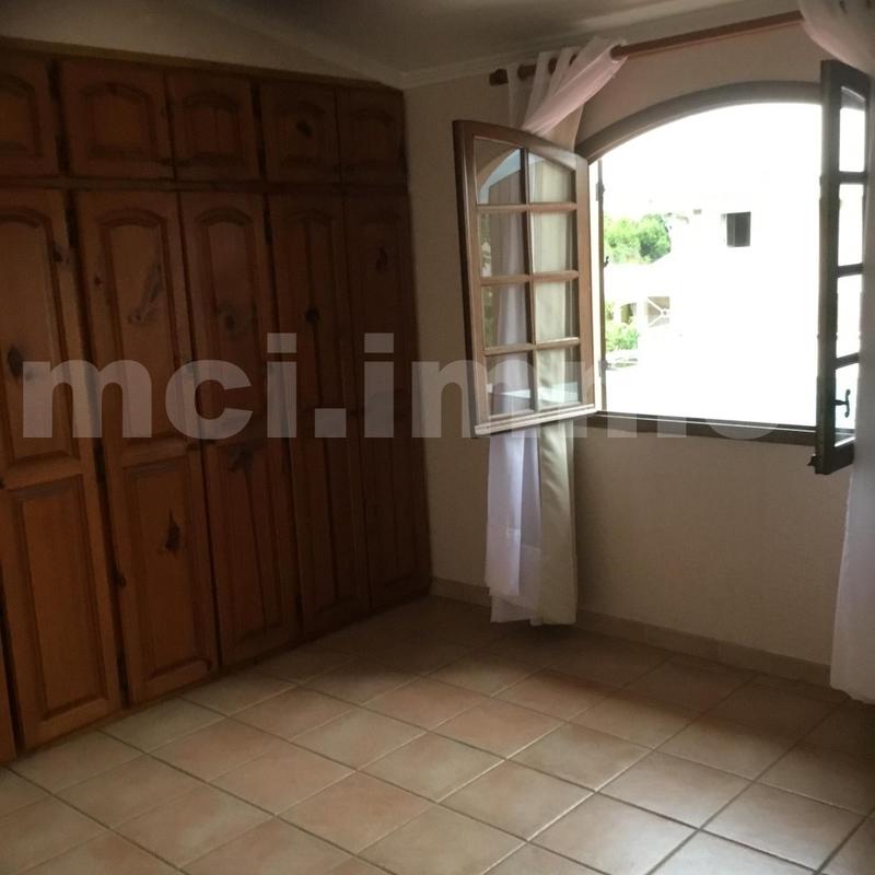 Villa - 250 m² - 7 pièces