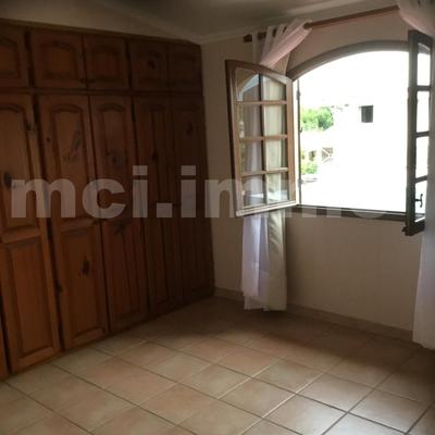 Villa - 250 m² - 7 pièces