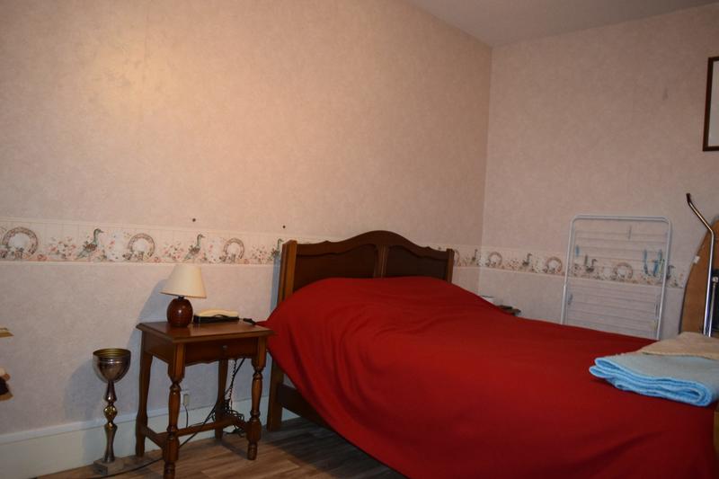 Maison - 140 m² - 8 pièces