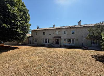 Maison - 336 m² - 10 pièces