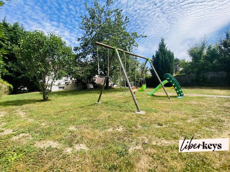 Pavillon - 120 m² - 7 pièces