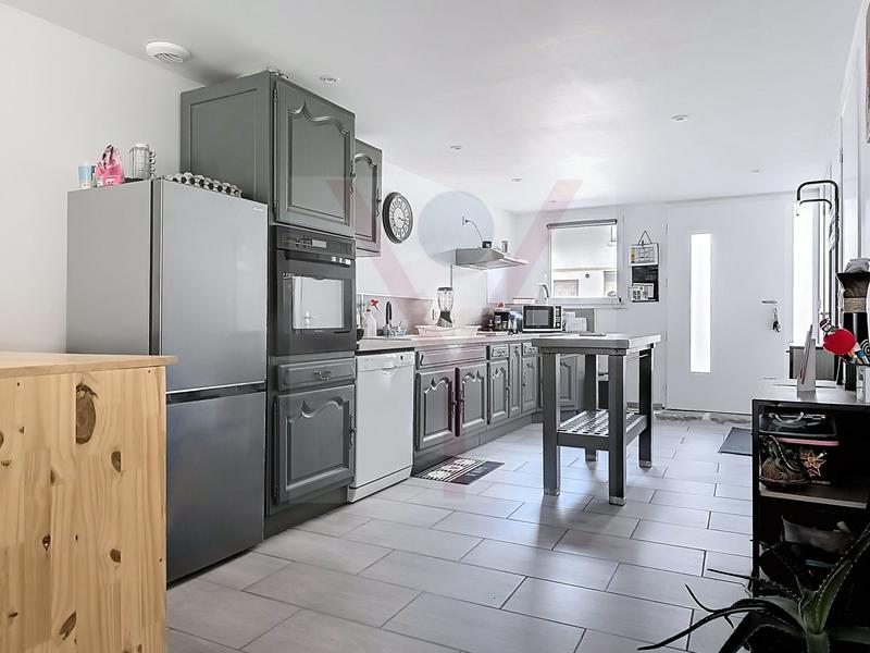 Maison - 99 m² - 3 pièces