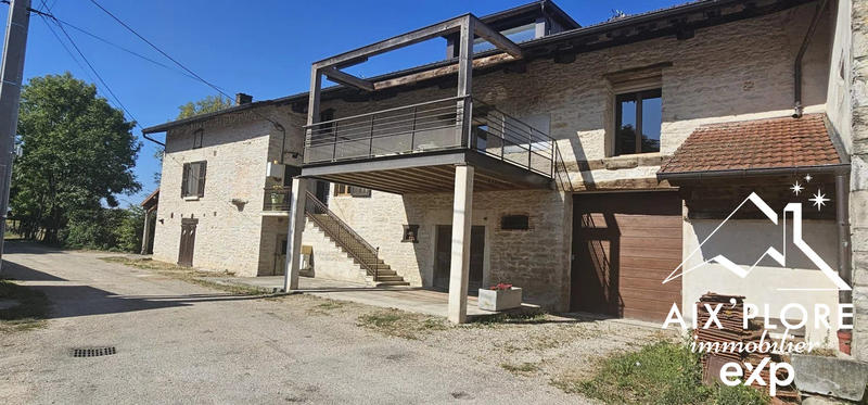 Maison - 224 m² - 7 pièces
