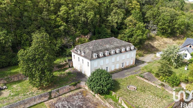 Maison - 800 m² - 11 pièces