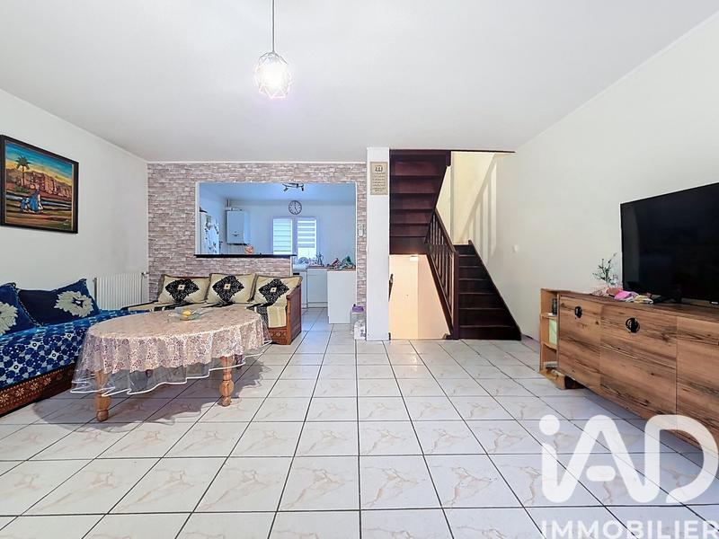 Maison - 104 m² - 4 pièces