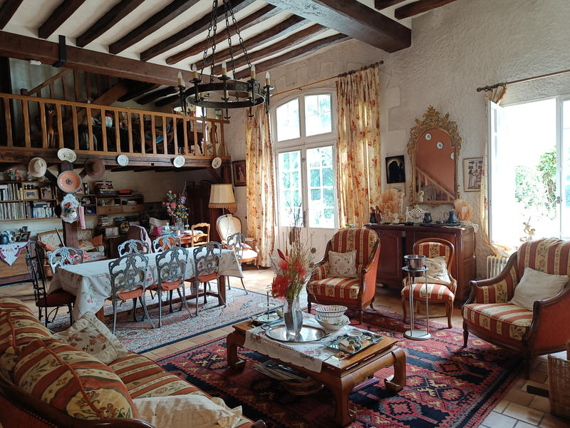 Maison - 204 m² - 5 pièces