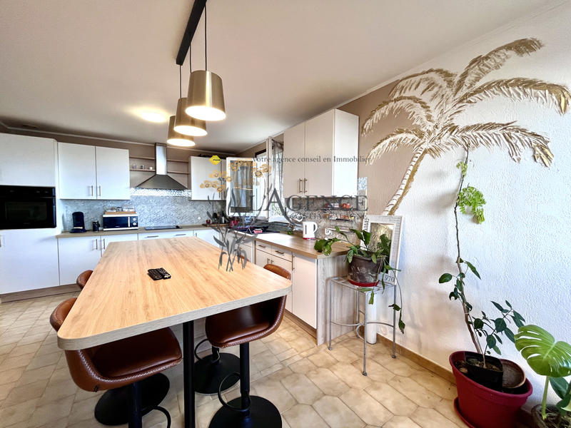 Maison - 135 m² - 6 pièces