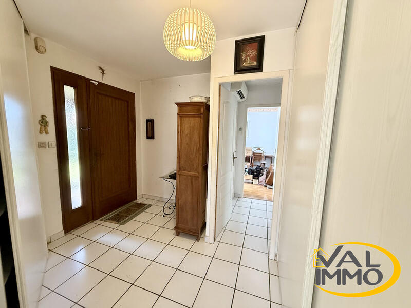 Maison - 102 m² - 4 pièces