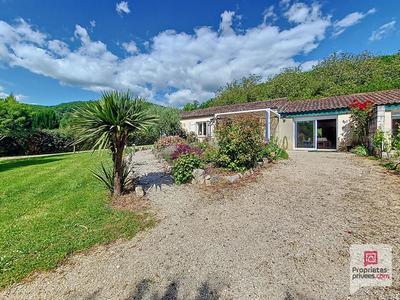 Maison - 145 m² - 7 pièces