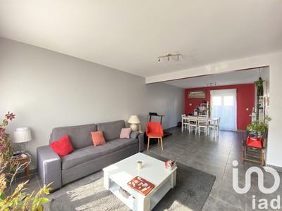 Maison - 99 m² - 5 pièces
