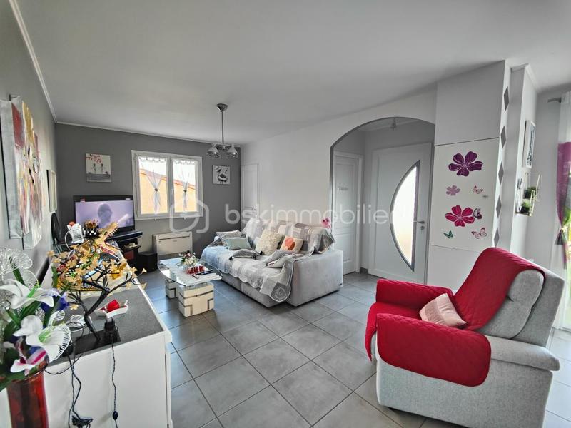 Maison - 90 m² - 4 pièces