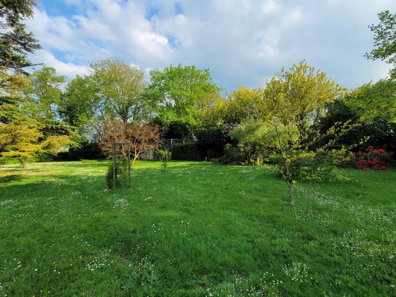 Maison - 240 m² - 10 pièces