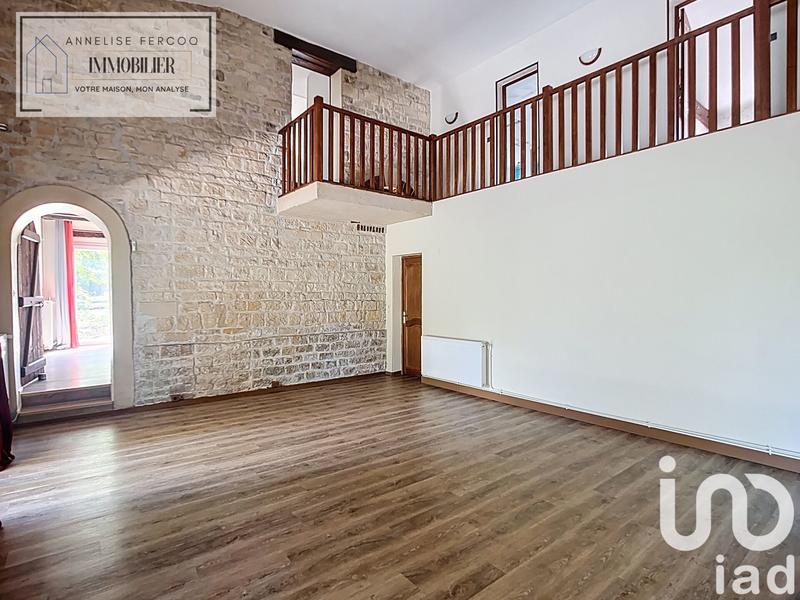 Maison - 250 m² - 8 pièces