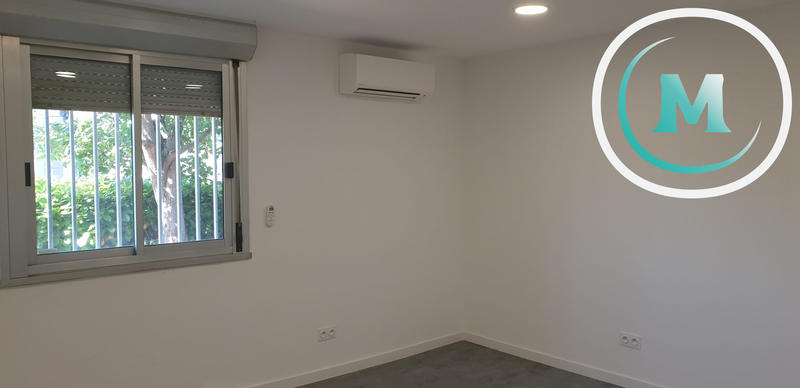 Bureau - 24 m² - 1 pièce