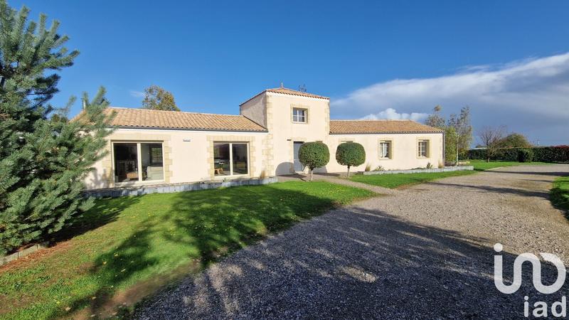 Maison - 202 m² - 6 pièces