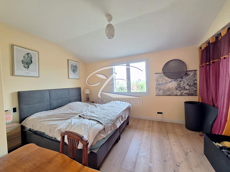 Maison - 150 m² - 5 pièces