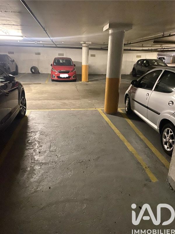 Parking - 13 m²