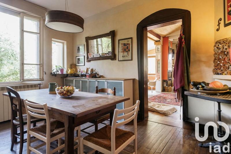 Maison - 195 m² - 8 pièces