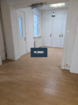 Maison - 92 m² - 6 pièces