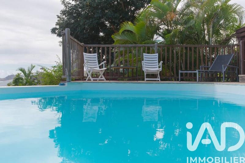 Maison - 148 m² - 5 pièces