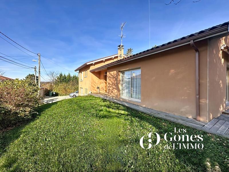 Maison - 189 m² - 8 pièces