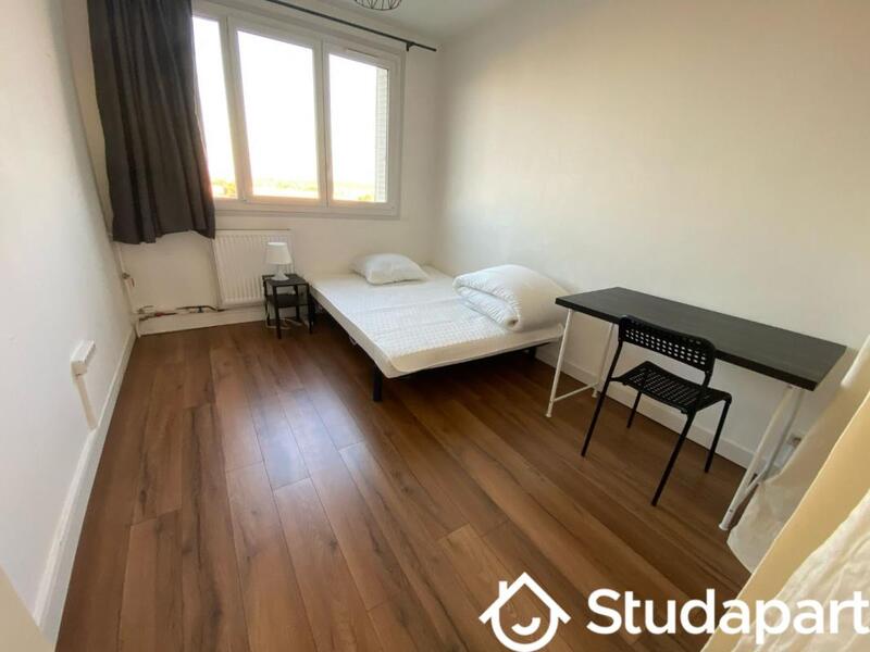 Chambre - 12 m² - 1 pièce