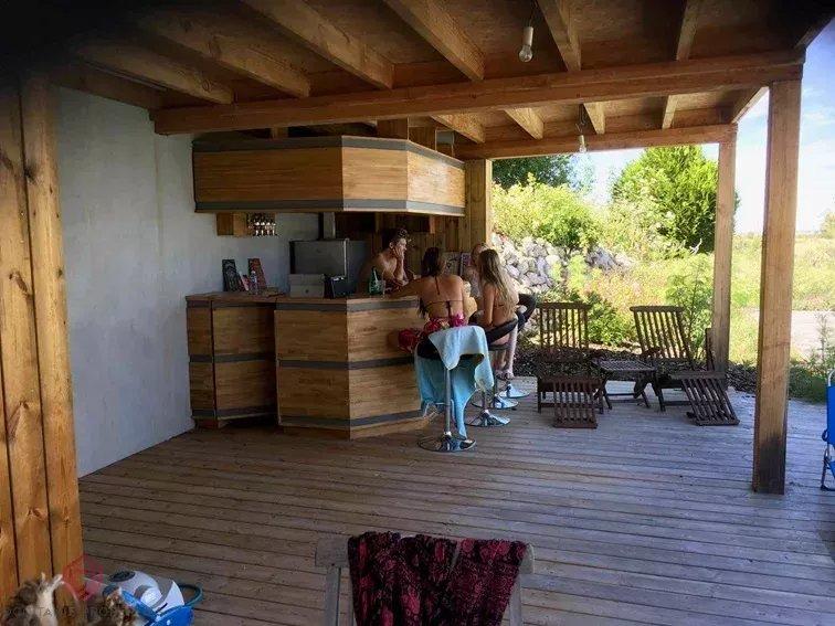 Propriété - 390 m² - 8 pièces