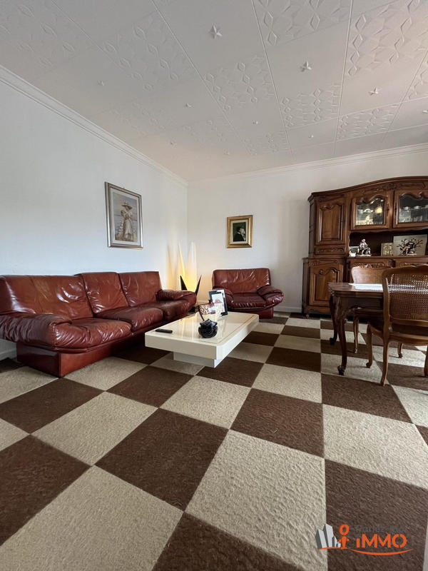 Appartement - 95 m² - 3 pièces