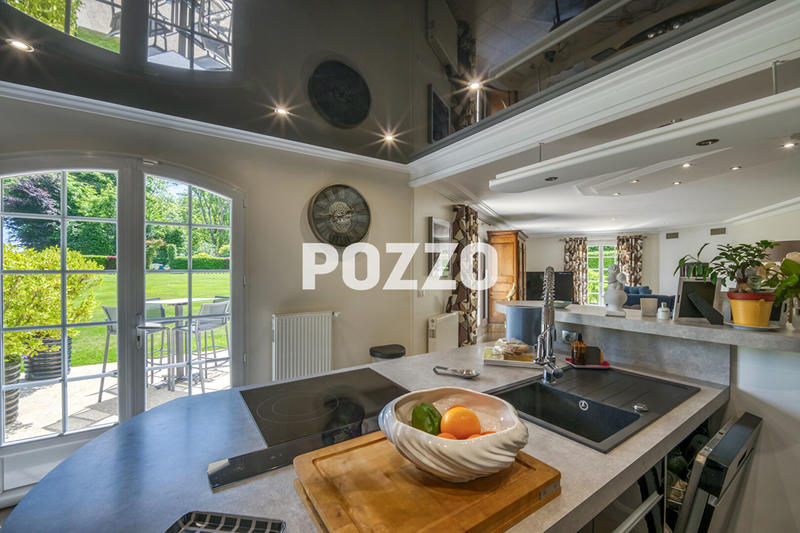 Maison - 157 m² - 6 pièces