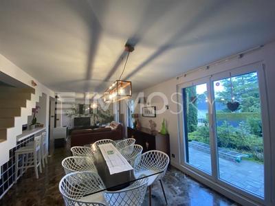 Villa - 155 m² - 6 pièces