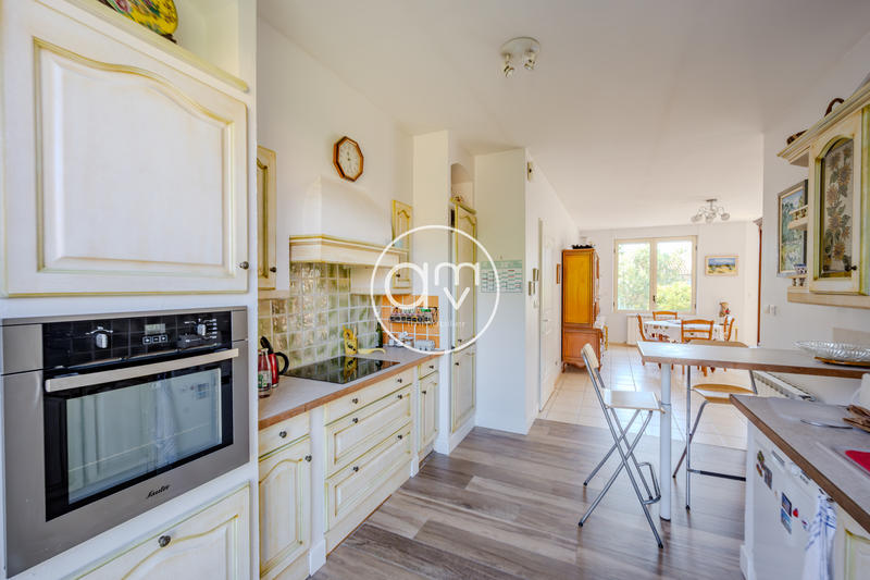 Villa - 170 m² - 6 pièces