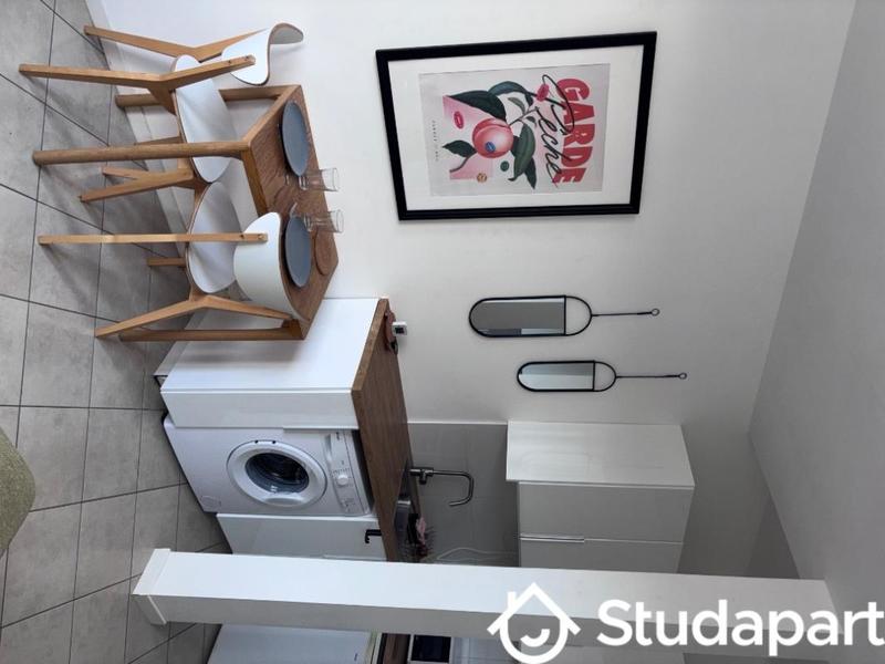 Chambre - 11 m² - 1 pièce