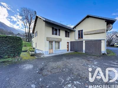 Maison - 155 m² - 6 pièces