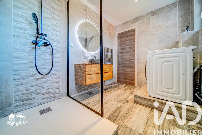 Appartement - 99 m² - 4 pièces