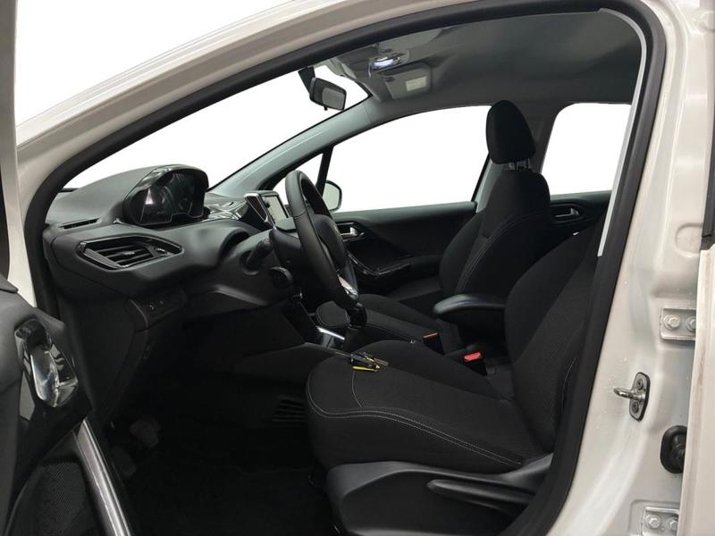 Peugeot 208 Business PureTech 82ch s&amp;S Bvm5 Active