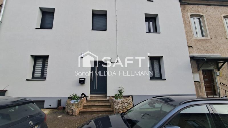 Maison - 230 m² - 7 pièces