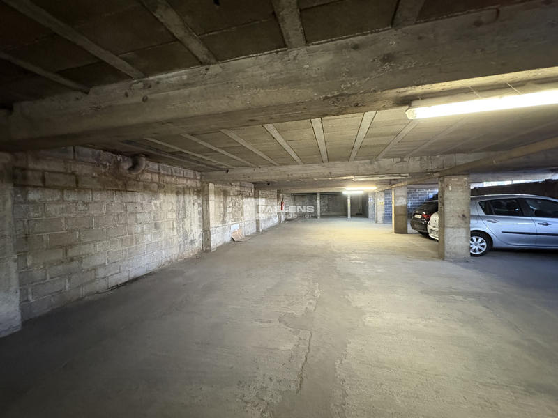 Parking / Garage - 20 m²
