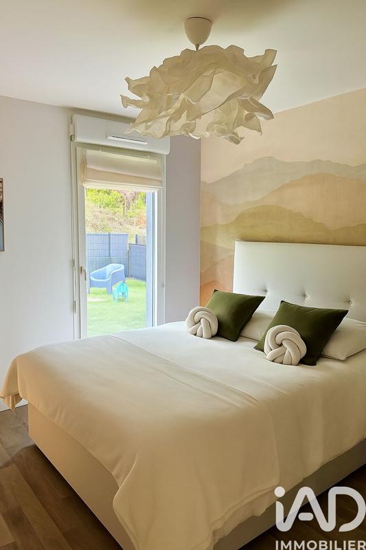 Appartement - 93 m² - 4 pièces