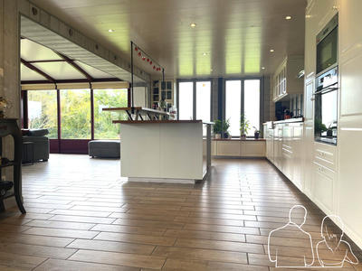 Maison ancienne - 175 m² - 6 pièces