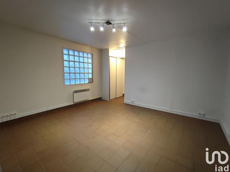 Local commercial - 213 m²