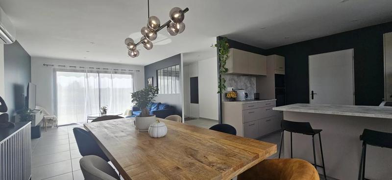 Maison - 90 m² - 4 pièces